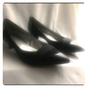 Anne Klein Fitflex Black, patent leather flats